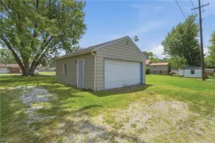 232 S 15th St, Sebring, OH 44672 - Photo 5