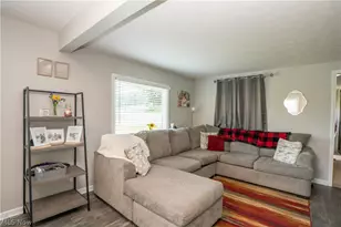 1621 Hankins Rd NE, Massillon, OH 44646 - Photo 5