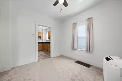 1413 E 29th Street, Lorain, OH 44055 - Photo 9