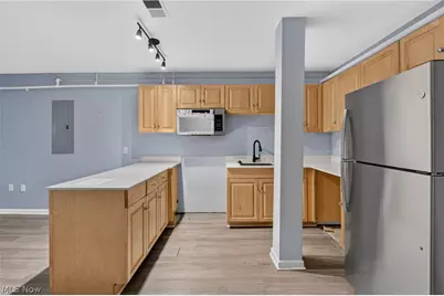 1900 Euclid Avenue #211, Loveland, OH 44115 - Photo 7