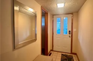 407 Edgewood Dr, Marietta, OH 45750 - Photo 3