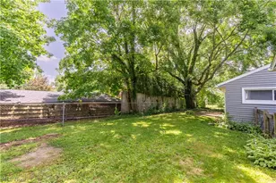 5061 Thursby Rd, North Canton, OH 44720 - Photo 7