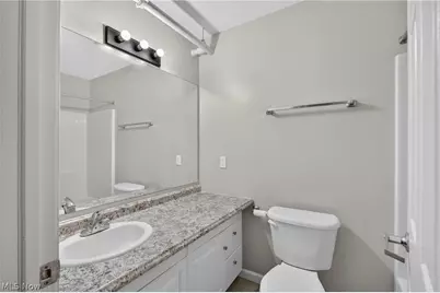 1900 Euclid Avenue #212, Loveland, OH 44115 - Photo 11