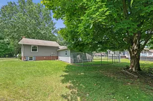 13166 Meadow St NE, Alliance, OH 44601 - Photo 29