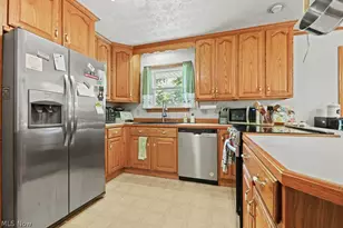 13166 Meadow St NE, Alliance, OH 44601 - Photo 11