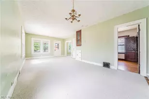 1318 Middle Ave, Elyria, OH 44035 - Photo 5