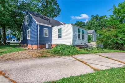 14404 Broxton Avenue, Loveland, OH 44111 - Photo 37