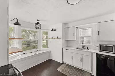 14404 Broxton Avenue, Loveland, OH 44111 - Photo 9