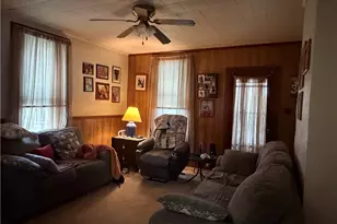 332 N 12th St, Coshocton, OH 43812 - Photo 7