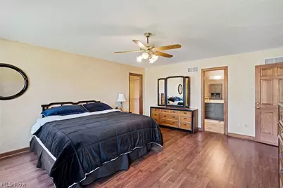 3053 Chablis Lane, Youngstown, OH 44514 - Photo 21