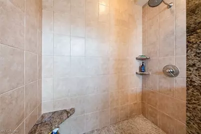 701 W Lakeside Avenue #606, Loveland, OH 44113 - Photo 29