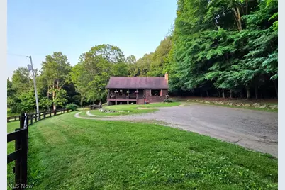 10550 Vaughn Road, Mantua, OH 44255 - Photo 1