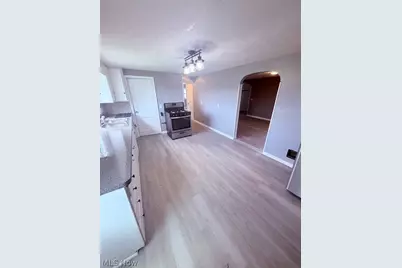 21880 Louis Road, Huber Heights, OH 44146 - Photo 9