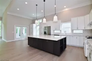 7994 Canyon Ridge, Chagrin Falls, OH 44023 - Photo 11