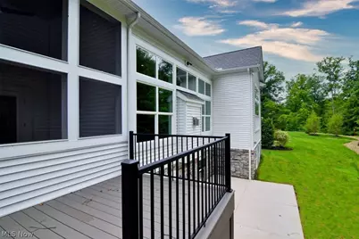 7994 Canyon Ridge, Chagrin Falls, OH 44023 - Photo 33