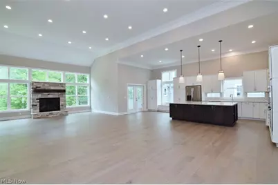 7994 Canyon Ridge, Chagrin Falls, OH 44023 - Photo 3