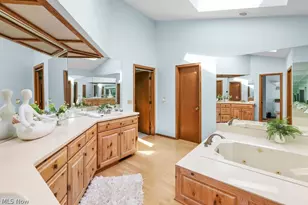 2180 Stone Creek Trail, Cuyahoga Falls, OH 44223 - Photo 41