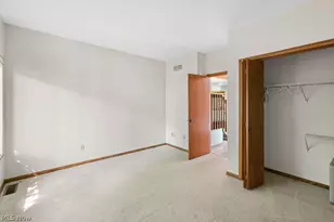 2180 Stone Creek Trail, Cuyahoga Falls, OH 44223 - Photo 21