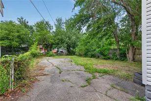 3194 E 132nd St, Loveland, OH 44120 - Photo 3