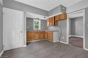 3194 E 132nd St, Loveland, OH 44120 - Photo 11