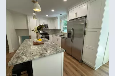 12173 Bradford Drive, Chardon, OH 44024 - Photo 5