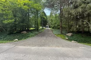 12173 Bradford Dr, Chardon, OH 44024 - Photo 47