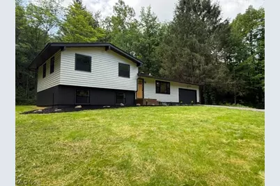 12173 Bradford Drive, Chardon, OH 44024 - Photo 1