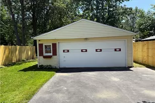 7682 Pinehurst Dr, Mentor on the Lake, OH 44060 - Photo 25