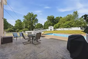 1251 Grenada Dr NE, Canton, OH 44714 - Photo 41