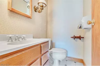 7958 Broadview Road, Grandview Heights, OH 44147 - Photo 45