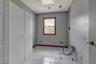 7958 Broadview Road, Grandview Heights, OH 44147 - Photo 29