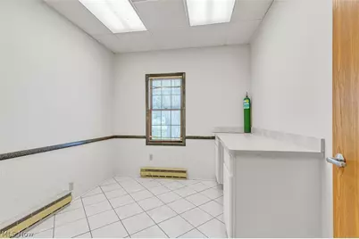 7958 Broadview Road, Grandview Heights, OH 44147 - Photo 25