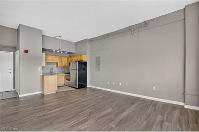 1900 Euclid Avenue #404, Loveland, OH 44115 - Photo 7