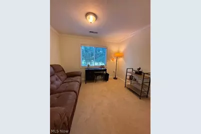 1411 Buckingham Gate Boulevard, Cuyahoga Falls, OH 44221 - Photo 21