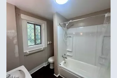 700 Noble Avenue, Akron, OH 44320 - Photo 9