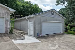 3130 Foothill Dr SE, New Philadelphia, OH 44663 - Photo 3