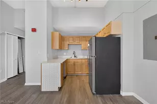 1900 Euclid Ave, Loveland, OH 44115 - Photo 11