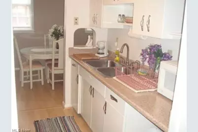 13200 Fairhill Road #3, Huber Heights, OH 44120 - Photo 3