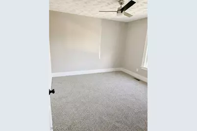 750 Pine Street, Zanesville, OH 43701 - Photo 7