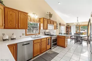 3862 Lorwood St NW, Massillon, OH 44646 - Photo 13