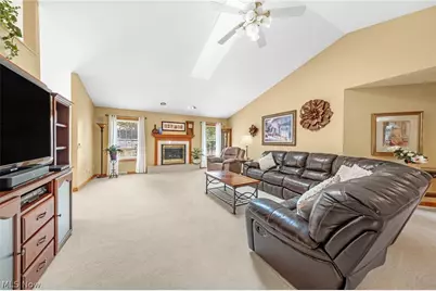 3862 Lorwood Street NW, Massillon, OH 44646 - Photo 7