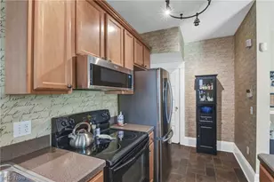 2807 Clinton Ave, Loveland, OH 44113 - Photo 13