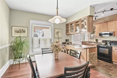 2807 Clinton Avenue, Loveland, OH 44113 - Photo 9
