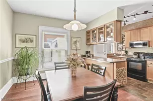 2807 Clinton Ave, Loveland, OH 44113 - Photo 9