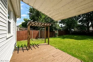 1253 Dietz Ave, Akron, OH 44301 - Photo 9