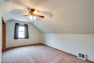 30000 Elgin Rd, Wickliffe, OH 44092 - Photo 17
