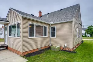 30000 Elgin Rd, Wickliffe, OH 44092 - Photo 27