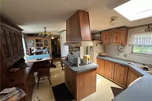 10056 Lawndell Rd SW, Navarre, OH 44662 - Photo 15