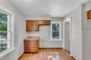 13702 Wainstead Ave, Loveland, OH 44111 - Photo 7