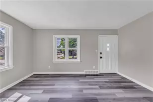 13702 Wainstead Ave, Loveland, OH 44111 - Photo 3